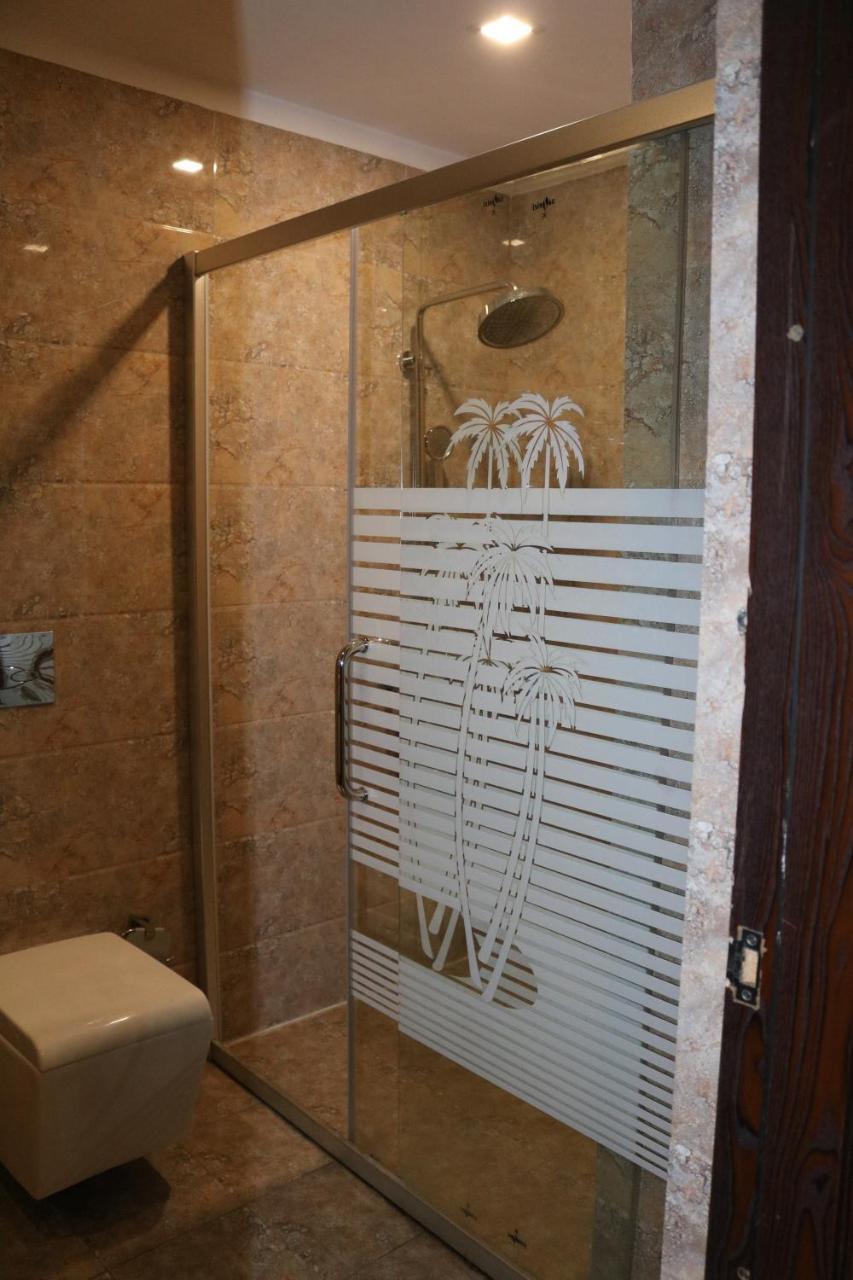 Hotel Blue Lagoon Haridwār Eksteriør bilde