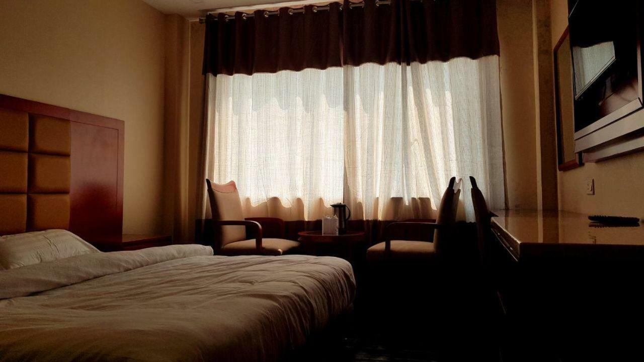 Hotel Blue Lagoon Haridwār Eksteriør bilde