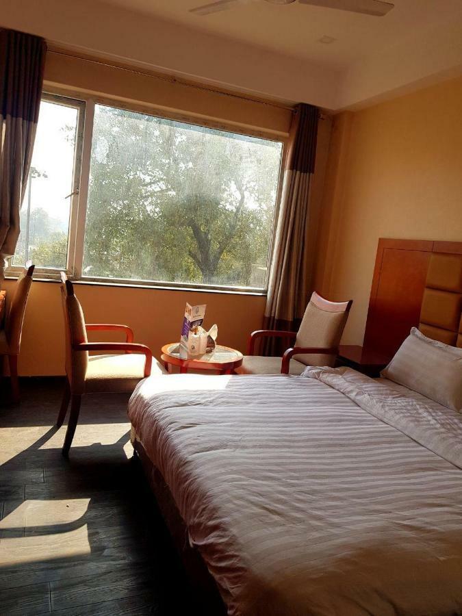 Hotel Blue Lagoon Haridwār Eksteriør bilde